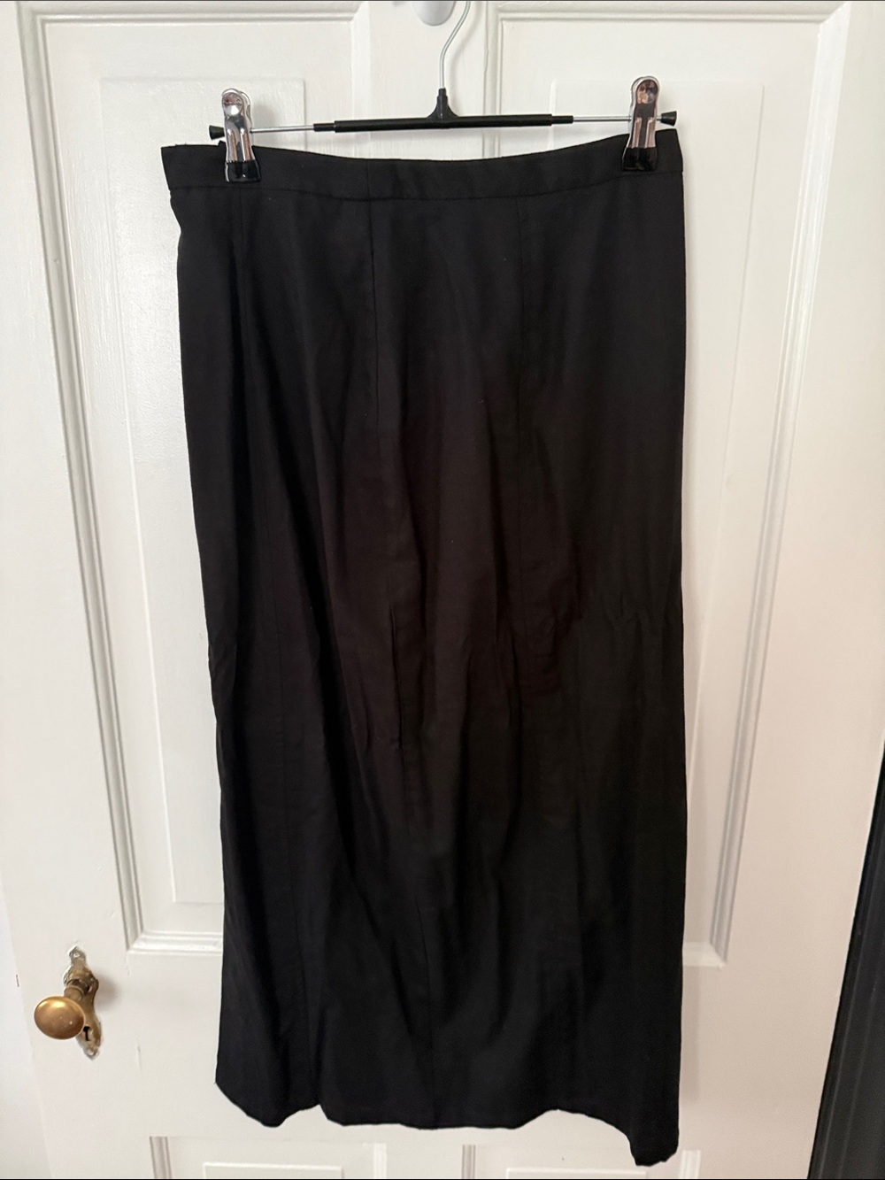 Classic Black Women's Maxi Skirt - Timeless Everyday Style